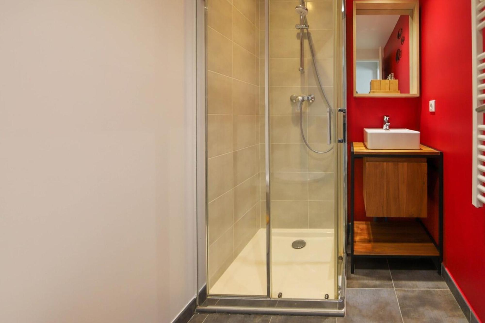 A L'Aventure ! Joli T2 Avec Balcon Centre Ville Annecy Exterior foto