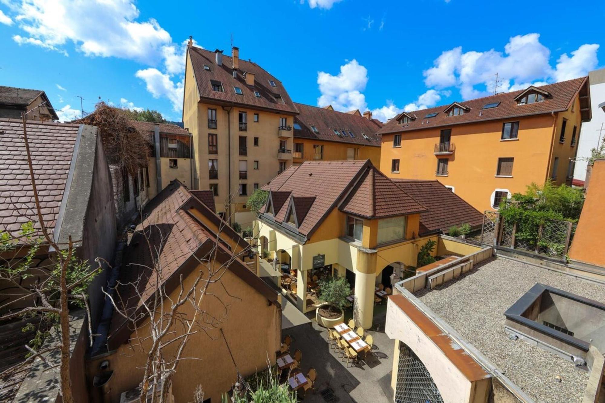 A L'Aventure ! Joli T2 Avec Balcon Centre Ville Annecy Exterior foto
