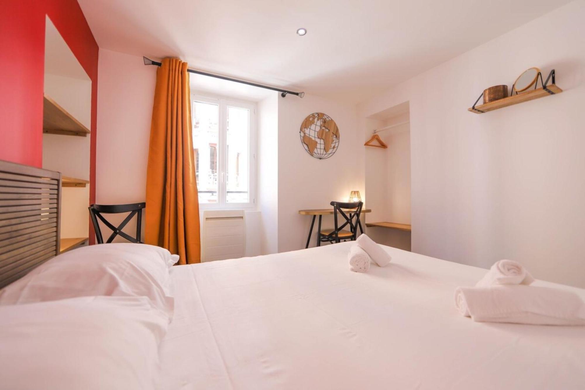 A L'Aventure ! Joli T2 Avec Balcon Centre Ville Annecy Exterior foto